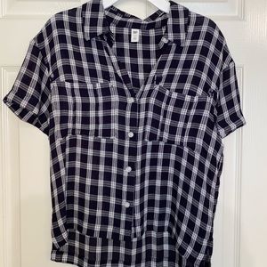 Plaid short sleeve button down